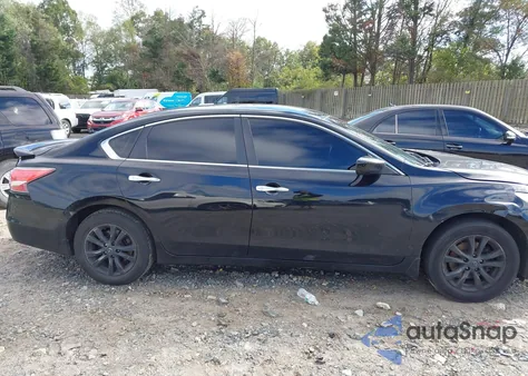 2015 Nissan Altima 2.5 S from USA, damaged, VIN 1N4AL3AP9FN373886